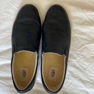 UGG Fierce Women’ Black Leather Shoes Size 10